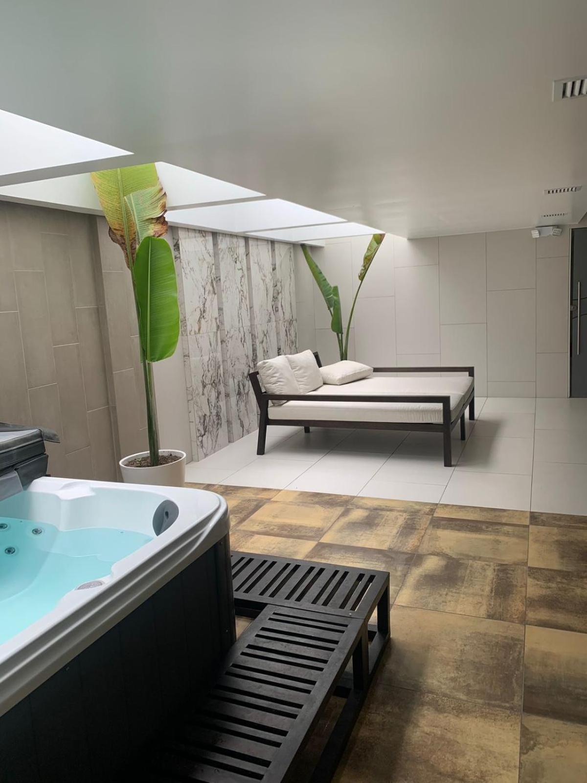 Confort Suite La Carolina Quito Zewnętrze zdjęcie